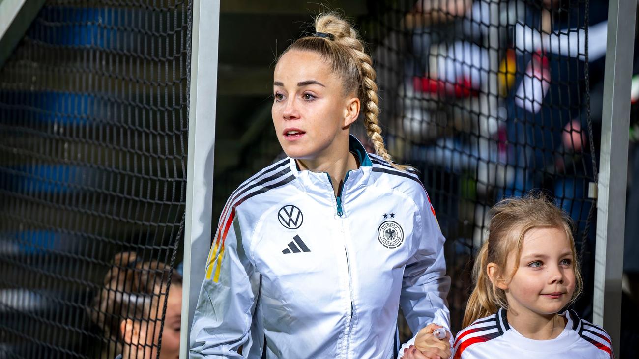 Giulia Gwinn, German women's soccer, captain, Alexandra Popp, Janina Minge, Nations-League