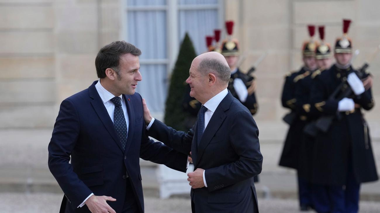 Ukraine, peace enforcement, peacekeepers, NATO, France, UK, Poland, Germany, Olaf Scholz, Annalena Baerbock