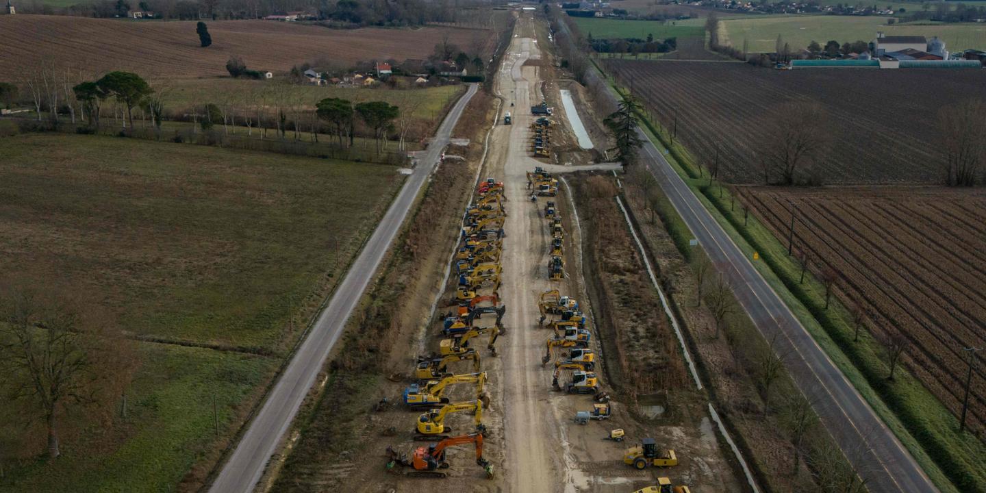 A69 highway, Toulouse, Castres, environmental impact, public interest, economic development, transportation, infrastructure