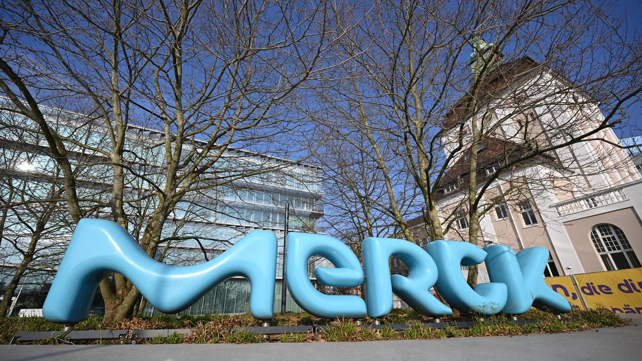 Merck, Top-Management restructuring, Life Science, Pharmaceuticals, New leadership, Labor supplies, Medical research, Drug manufacturing