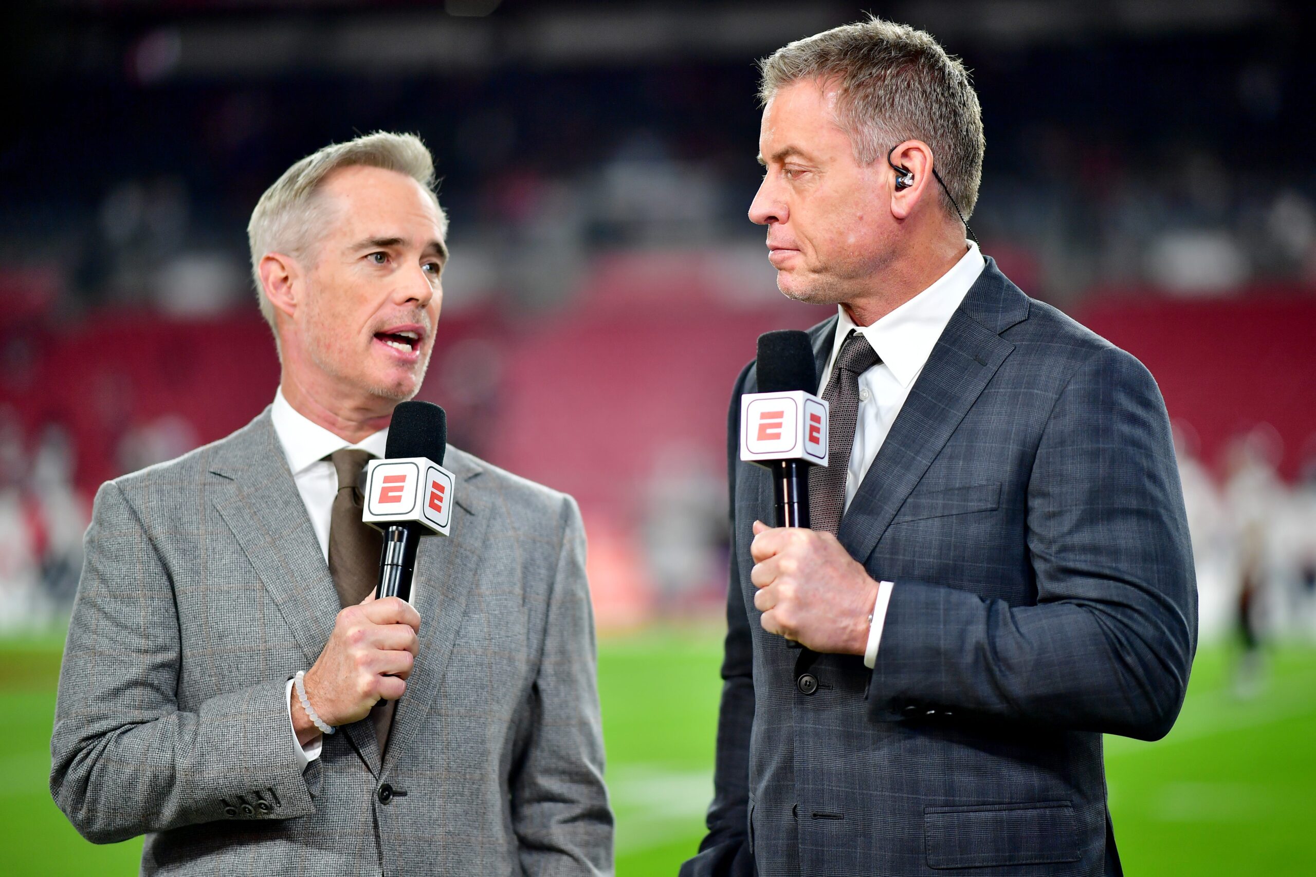 Joe Buck, ESPN, Major League Baseball, New York Yankees, Milwaukee Brewers, Fox Sports, Monday Night Football