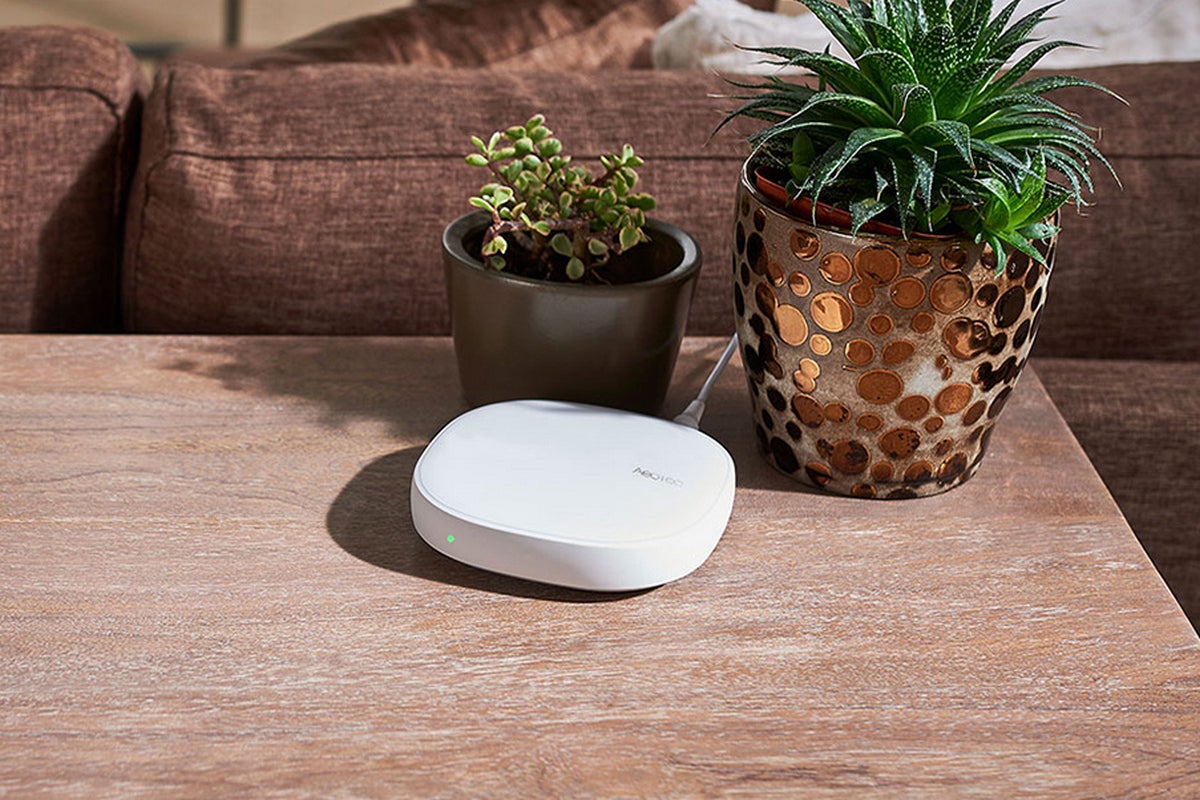 Aeotec Smart Home Hub, Samsung SmartThings Hub, smart home, home automation, home control, Zigbee, Z-Wave, Wi-Fi, Alexa, Google Assistant