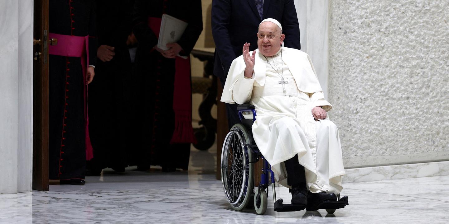 pneumonia, pope francis, vatican, catholic church, health, illness, hospitalization