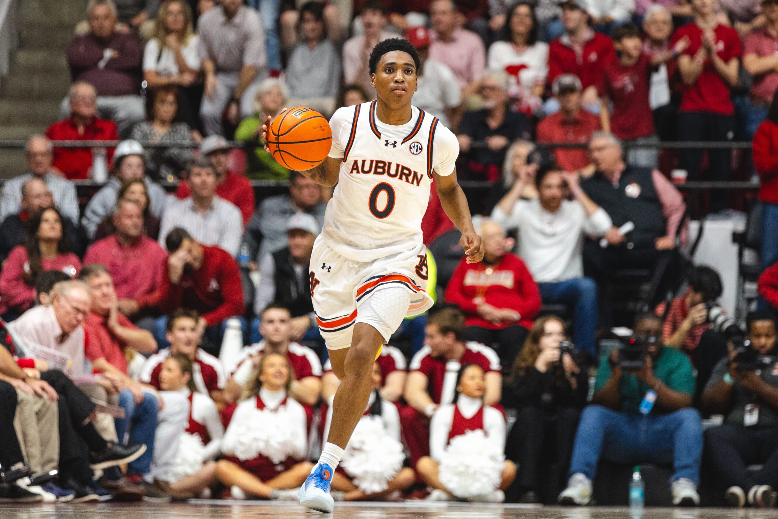 March Madness, NCAA tournament, college basketball, betting odds, national championship, Selection Sunday, bubble teams, Cinderella stories, litmus tests, BRACKETOLOGY