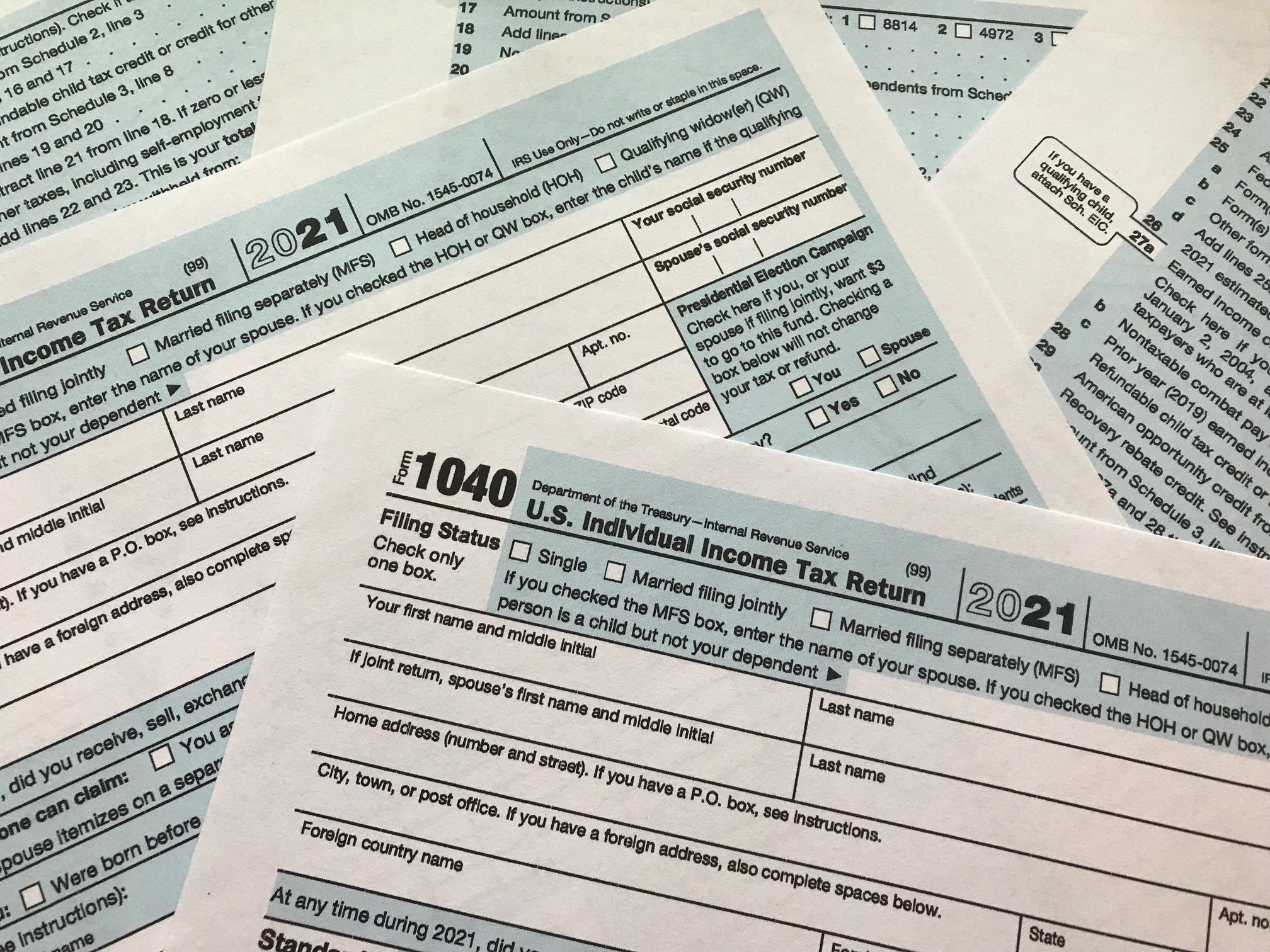 tax season, IRS, hiring freeze, refund delays, tax assistance, labor shortage, noncompliant taxpayers, audits, direct deposit, e-filing