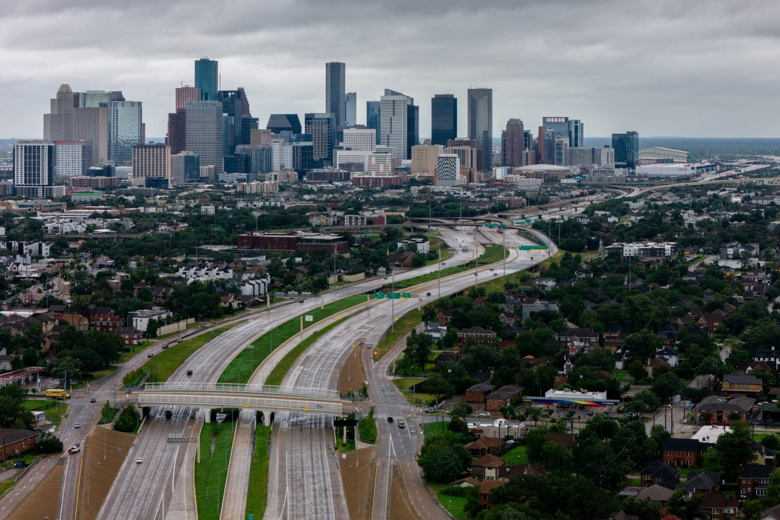 midtown Houston, breaking into vehicles, fight, shooting, death, Julian Comeaux, cousin Kevin Parish, 24-year-old man, hospitalized, stable condition, shooter fled, Larisha Sellers, justice, U.S. Navy, Janesha Sellers, check in