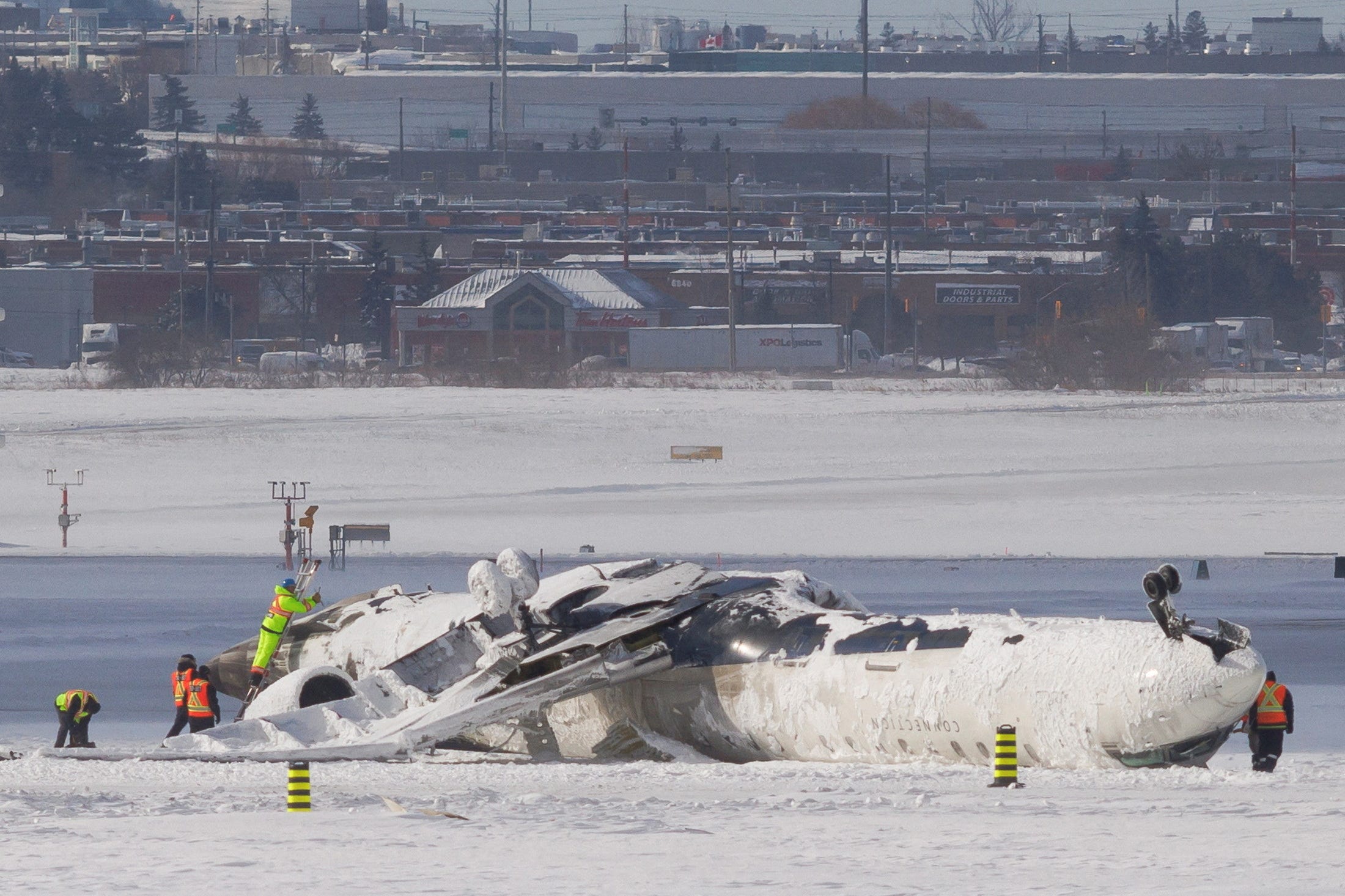 Toronto Pearson Airport crash, Delta Air Lines crash, Endeavor Air crash, Regional jet crash, Transportation Safety Board of Canada, Passenger injuries, Self-evacuation, First responders, Passenger care