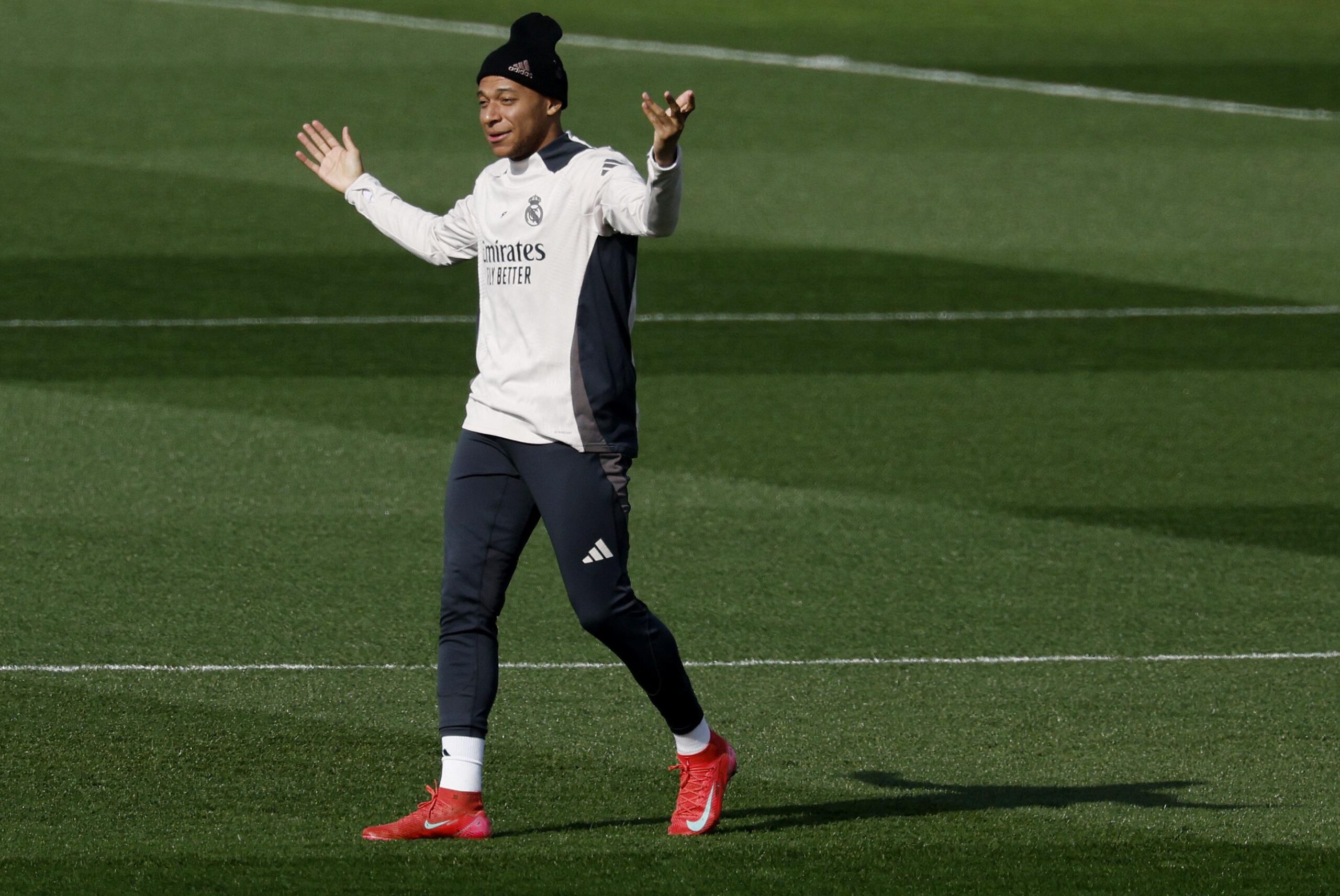 Kylian Mbappe, Paris Saint-Germain, French Football Federation, Court of Appeal, Salary Dispute, Contract Amendment, Legal Proceedings, Council of Prud'hommes