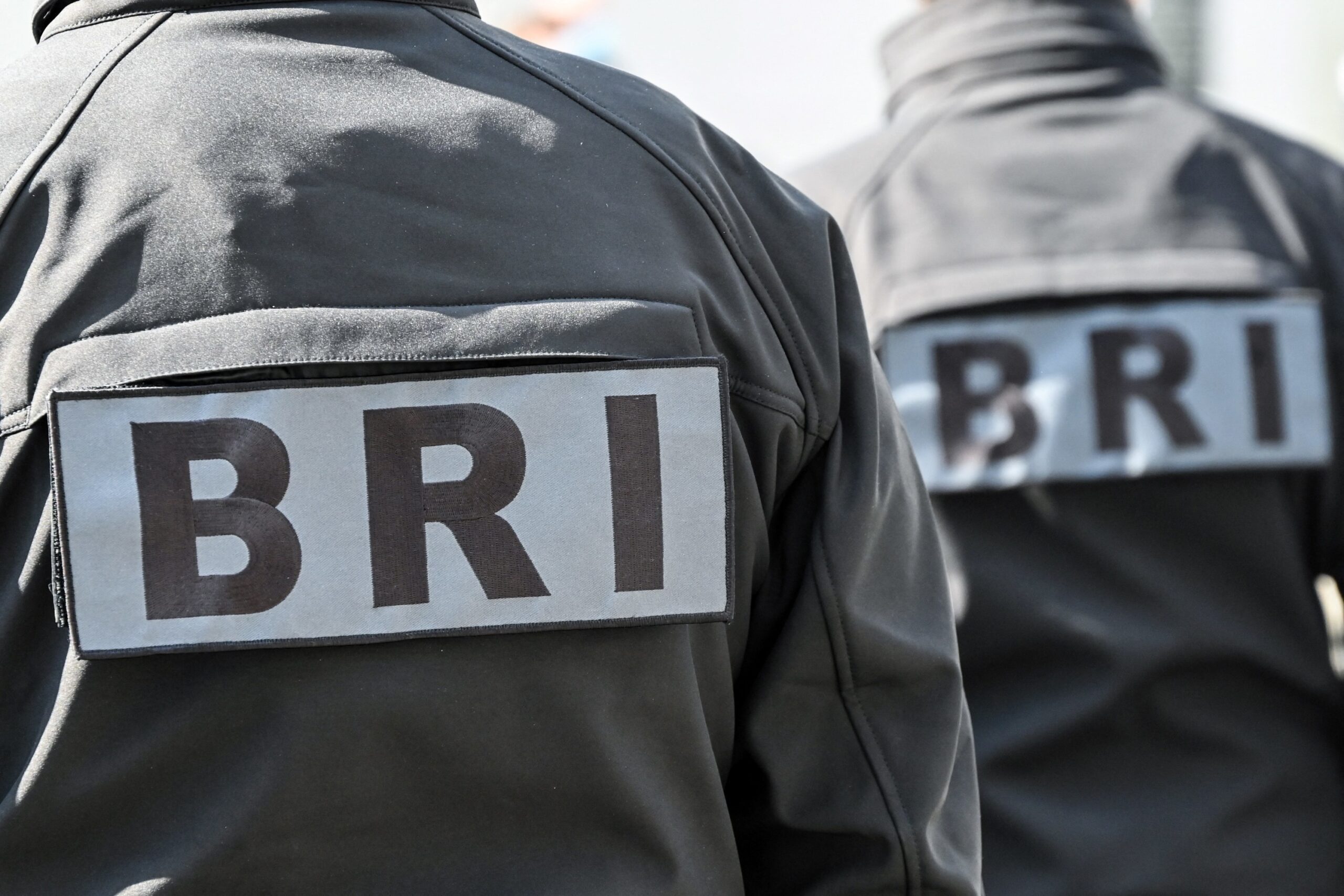 Marseille, murder, nightclub bouncer, suspect, arrest, investigation, shooting, head injuries, door damage