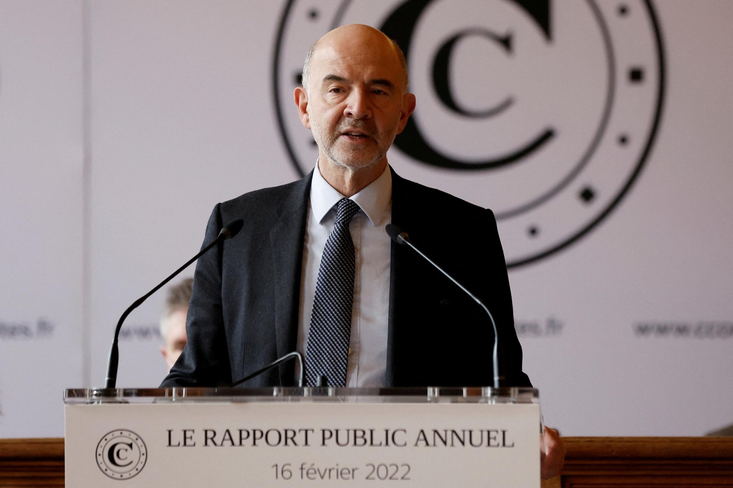 French pension reform, Public Accounts Court, Pierre Moscovici, François Bayrou, Council of Economic Analysis, 64 years old, 2023 pension reform