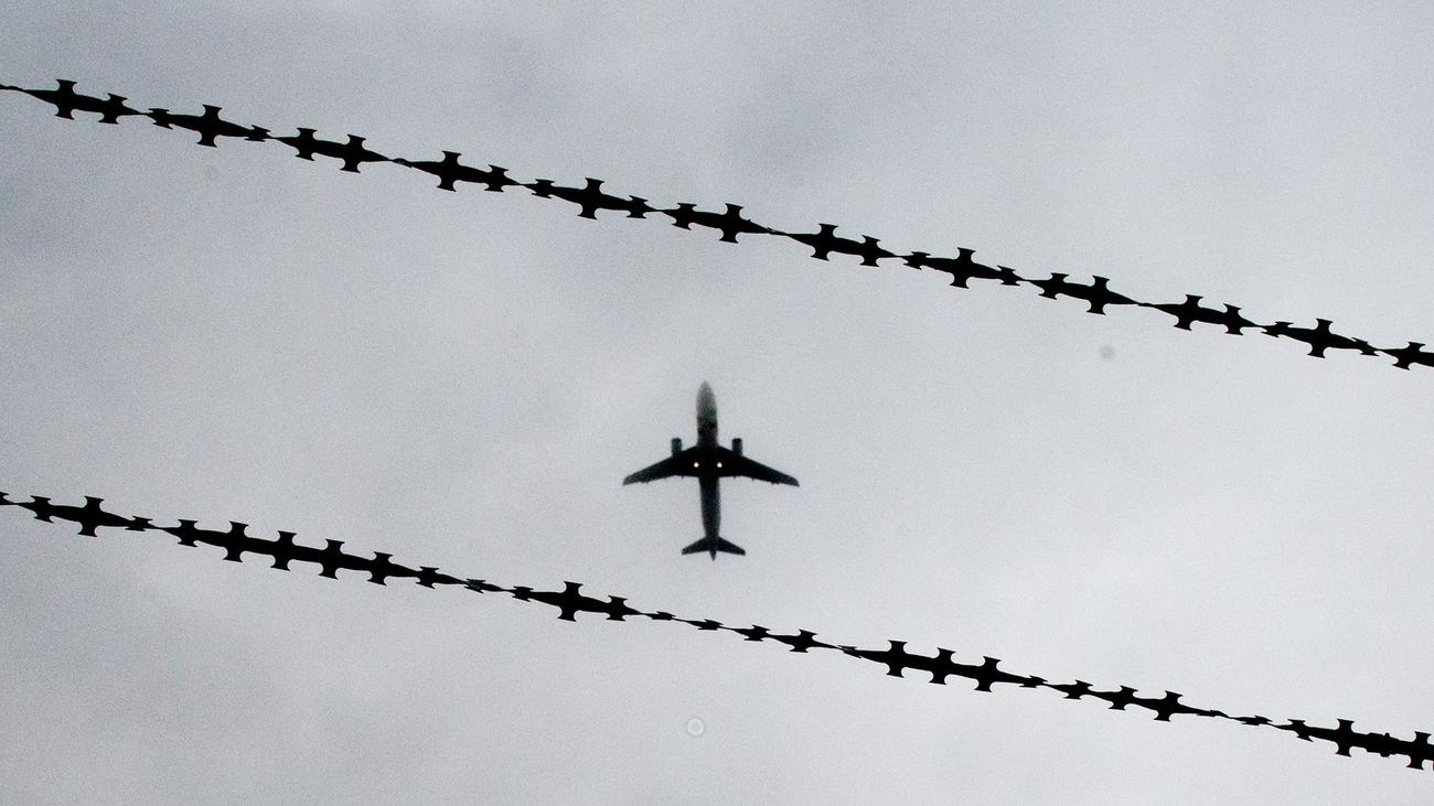 NRW deportation, Charter flight to Bulgaria, AfD parliamentary inquiry, Asylum seekers, Asylantrag, Fluchtministerium, Germany, Bulgaria