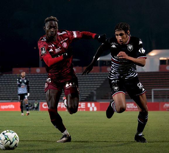 Annecy, Caen, Ligue 2, Football, France, Results, Rankings, Yohan Demoncy, Guingamp, Lorient, Metz, Paris FC, Dunkerque, Martigues, Sochaux, Record