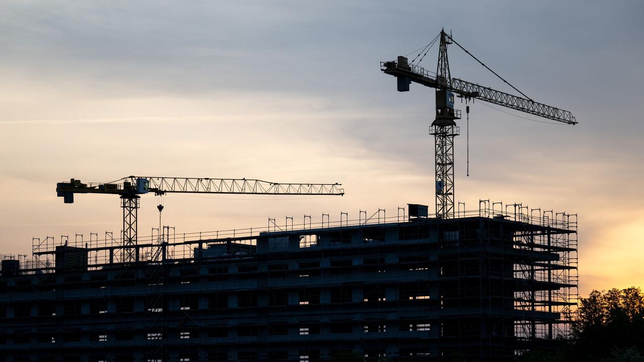 Labor shortage, Demographic change, East Germany, IAB study, Fachkräftenachfrage