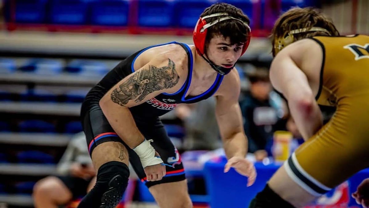 Dominic Haines, Jefferson High School, GHSA Traditional Wrestling State Championships, broken neck, wrestling accident, spinal cord injury, recovery, fundraising