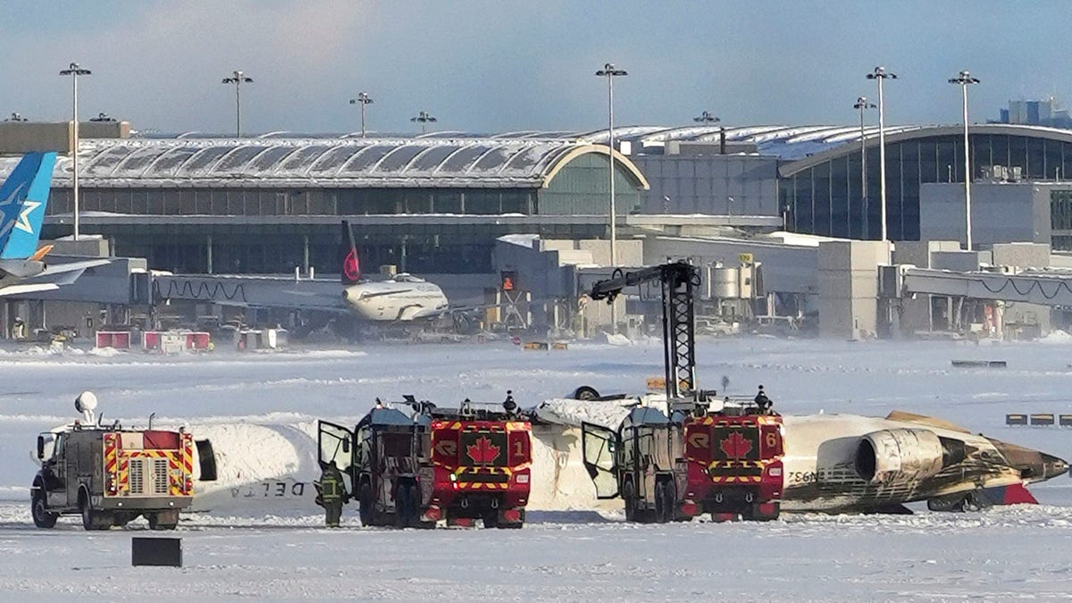 Toronto Pearson Airport, Delta plane crash, CRJ-900, Delta Connection Flight 4819, injuries, investigation, Delta Air Lines, Aviation disasters, Air traffic control