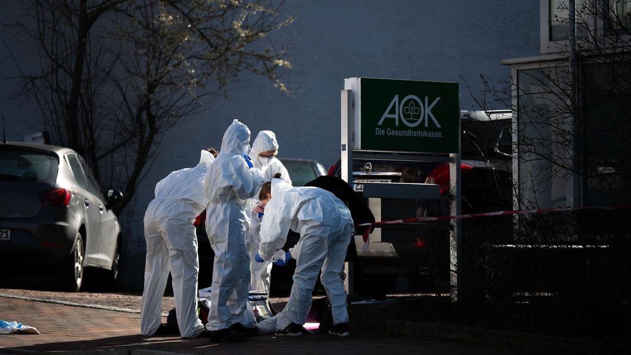 Murder, Landshut district attorney, 73-year-old man, indictment, stabbing, Freising, AOK headquarters, investigation, custody, suspect, background, motive