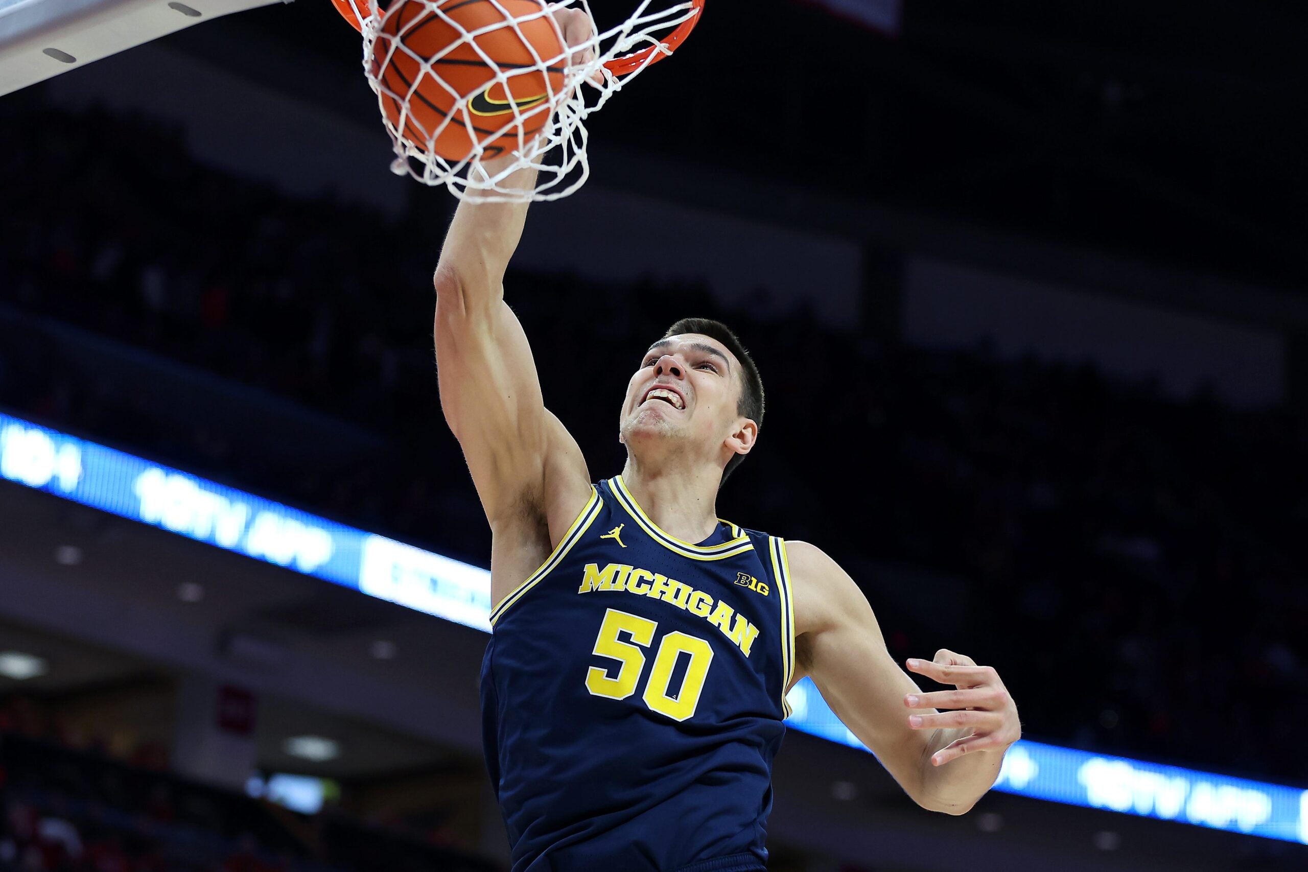 NCAA Men's Basketball, March Madness, Tournament Bracket, Big Ten, SEC, Connecticut Huskies, Team Rankings, Projected Seeds