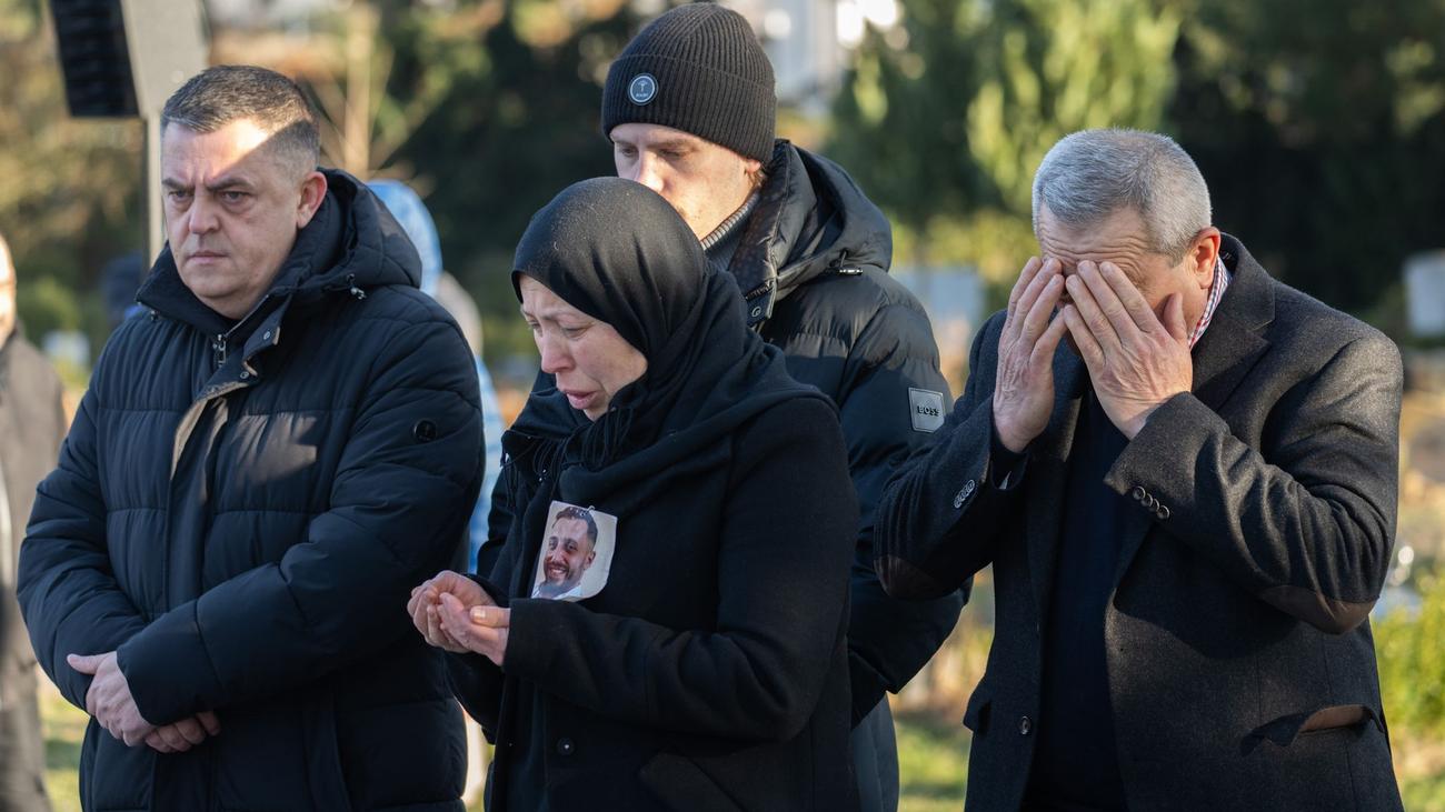Hanau shooting, racism, right-wing extremism, Islamism, xenophobia, anti-semitism, remembrance, mourning, victim, commemoration