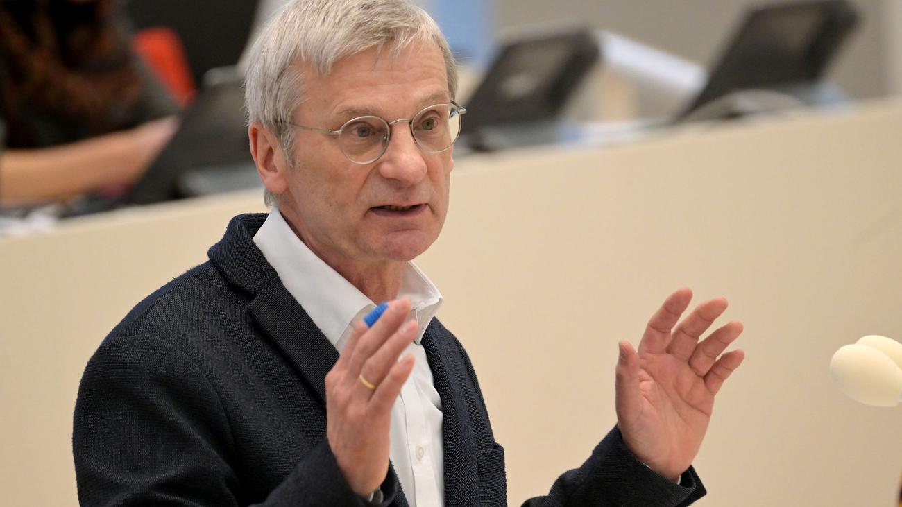 AfD, Brandenburg state parliament, parliamentary control commission, Verfassungsschutz, right-wing extremism, political exclusion