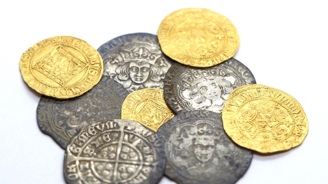 Metal Detecting, Medieval Coins, 15th Century, Scotland, Cappercleuch, Archaeological Investigation, Treasure Trove