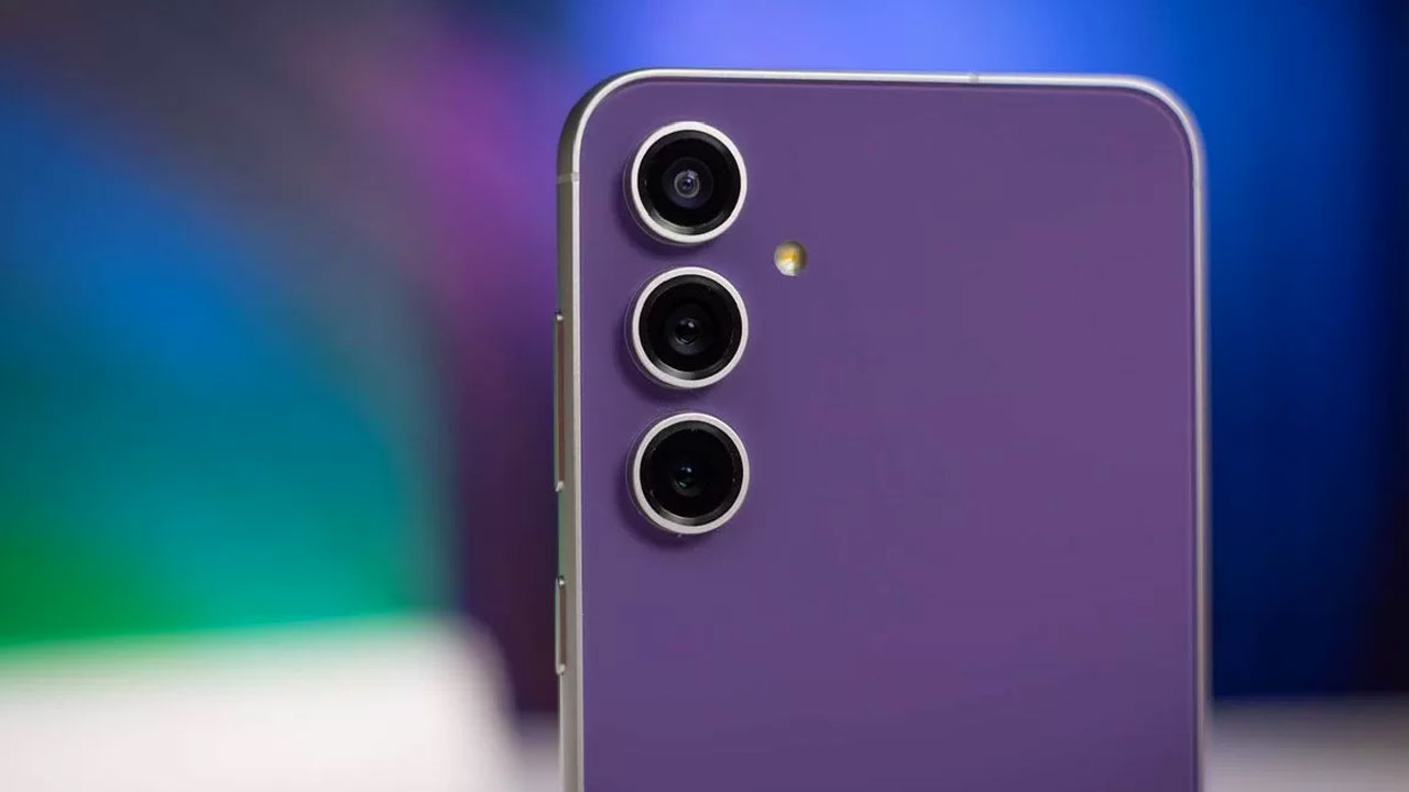 Samsung One UI 7, Samsung Galaxy S24 FE, February 2025 update, Security patch, System stability