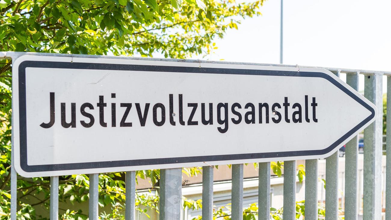 Asylum accommodation, Attempted murder, Coburg, German police, Iranian, Knife attack, Stabbing