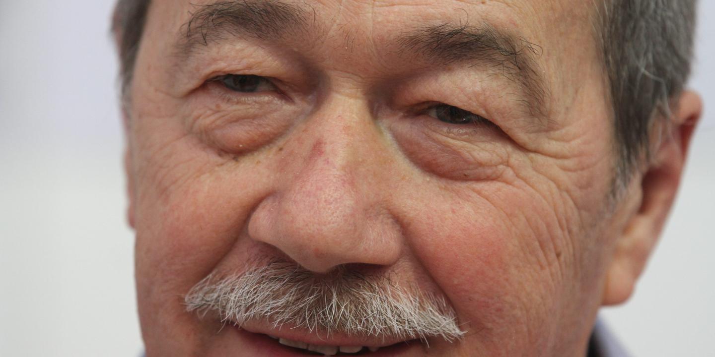 Jean Sarrus, Charlots, French comedy, obituary, Les Bidasses en folie, Philippe Clair, Claude Zidi, bass guitarist, Ronnie Bird, Dick Rivers, Les Problèmes, Antoine, country music, Les Vieilles Fripouilles, AFP