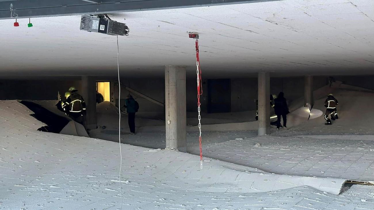 Dachau, Realschule, Deckenabsturz, Gebäudeschäden, Schulfreier Tag, Landratsamt Dachau