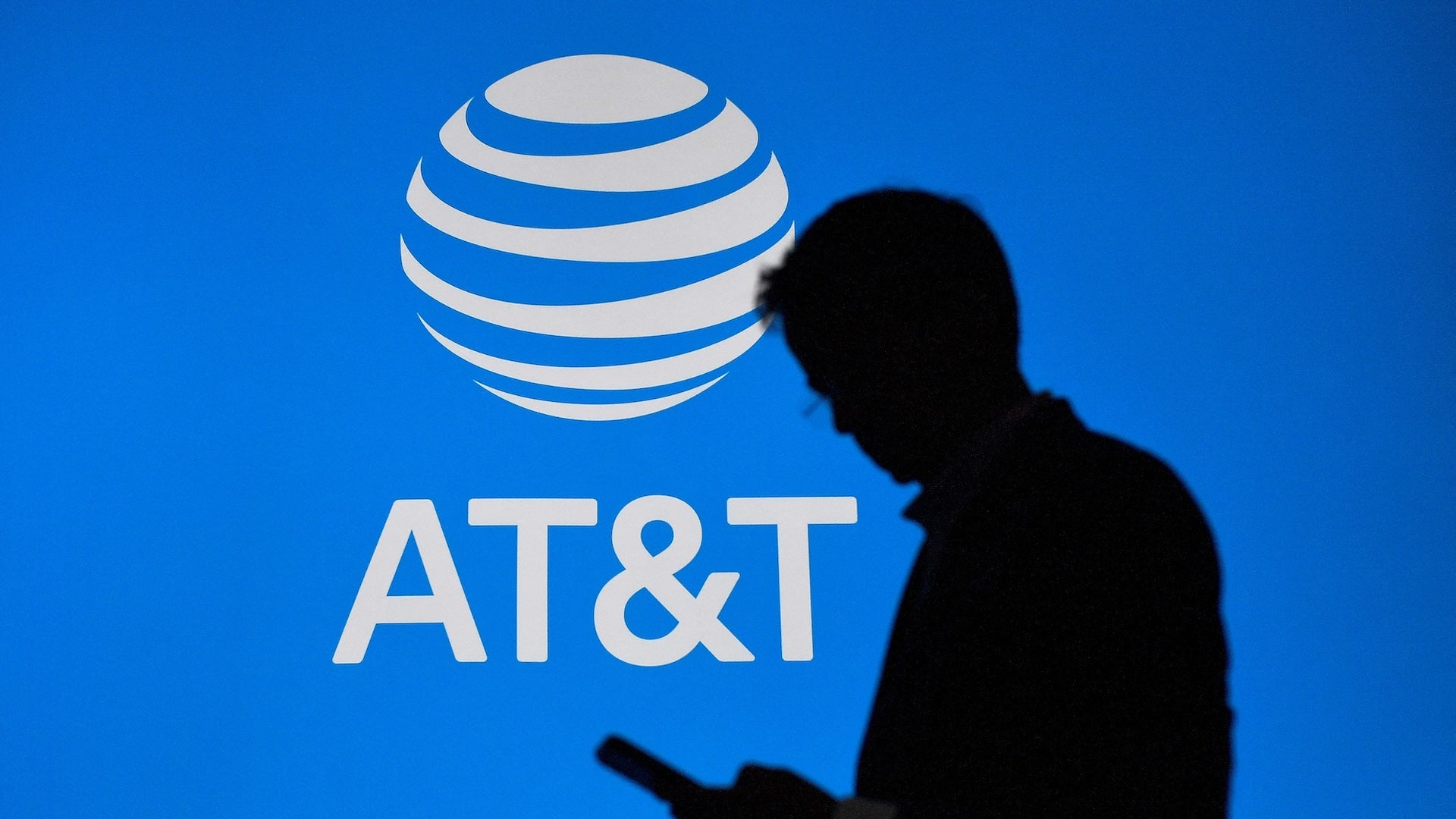 AT&T hack, Verizon hack, Snowflake hack, data breach, customer data theft, Cameron John Wagenius, Connor Moucka, John Binns, cloud services, data analytics