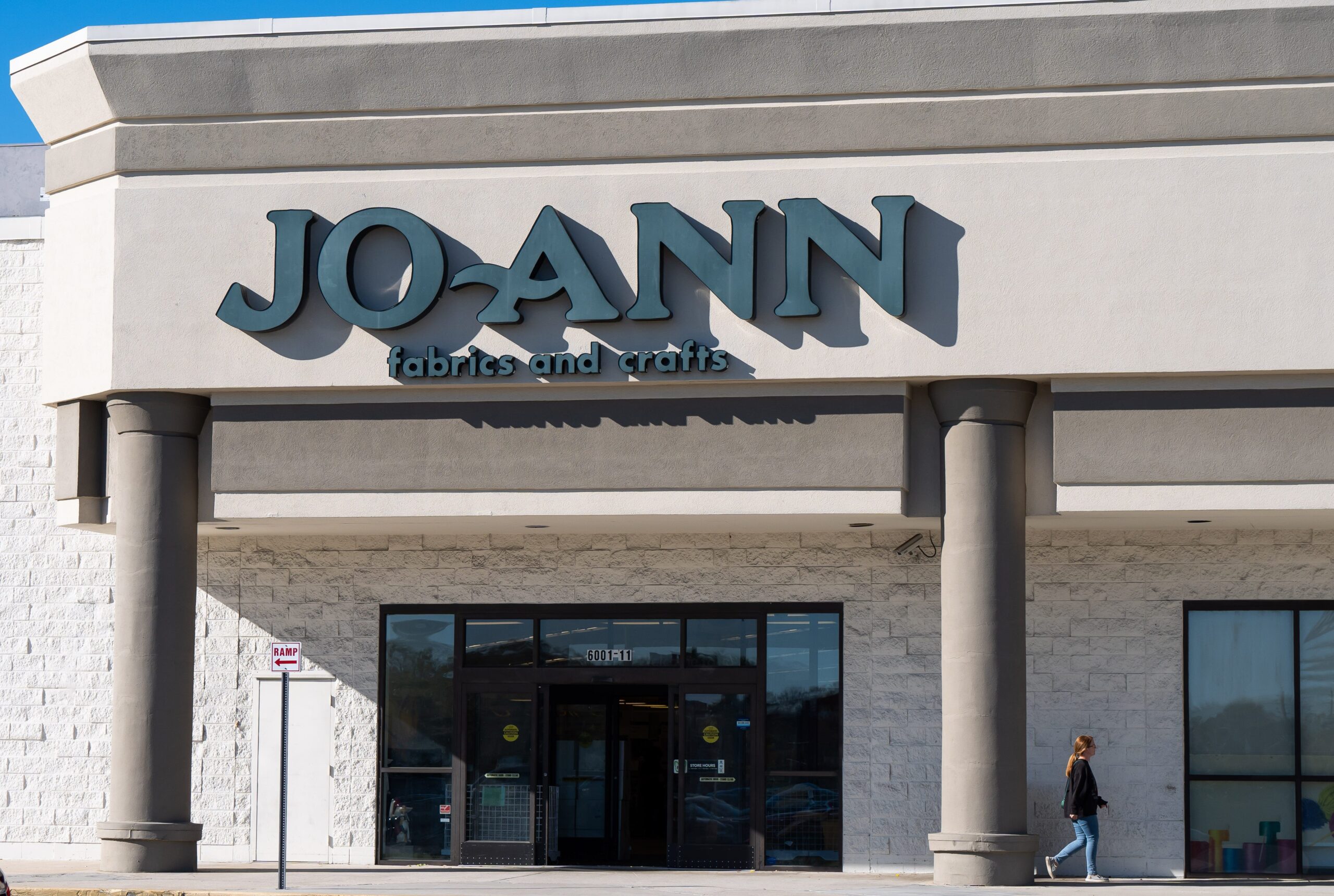 Joann, Fabrics retailer, Going-out-of-business sales, Bankruptcy, Store closures, Restructuring plan, Clearance sales, Inventory clearance, Discounts, Gift cards, Returns policy