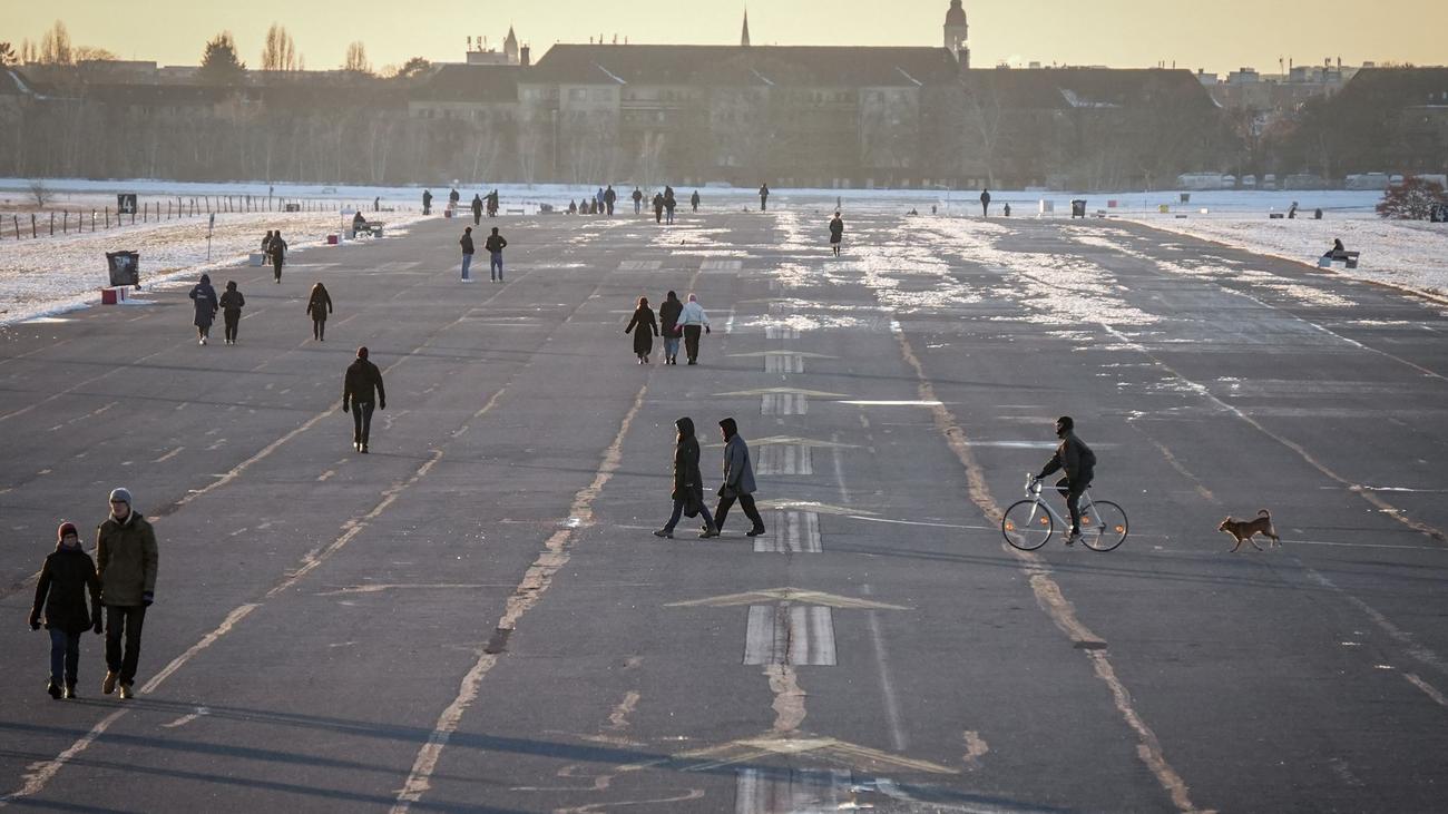 Winter weather, Berlin, Brandenburg, Sunny, Cold, Frost, Glatteis, Temperatures
