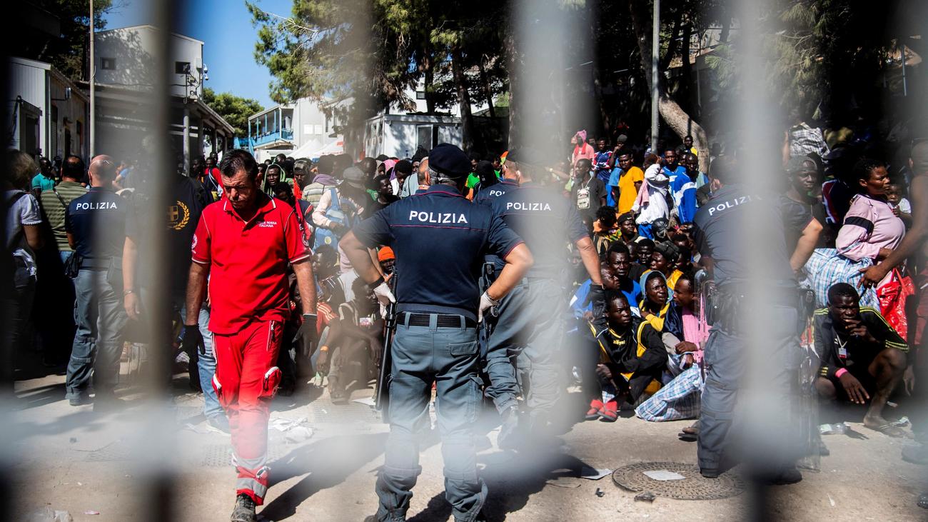Dublin-Überstellungen, Asylbewerber, Abschiebungen, EU, Flüchtlinge, Staatsversagen
