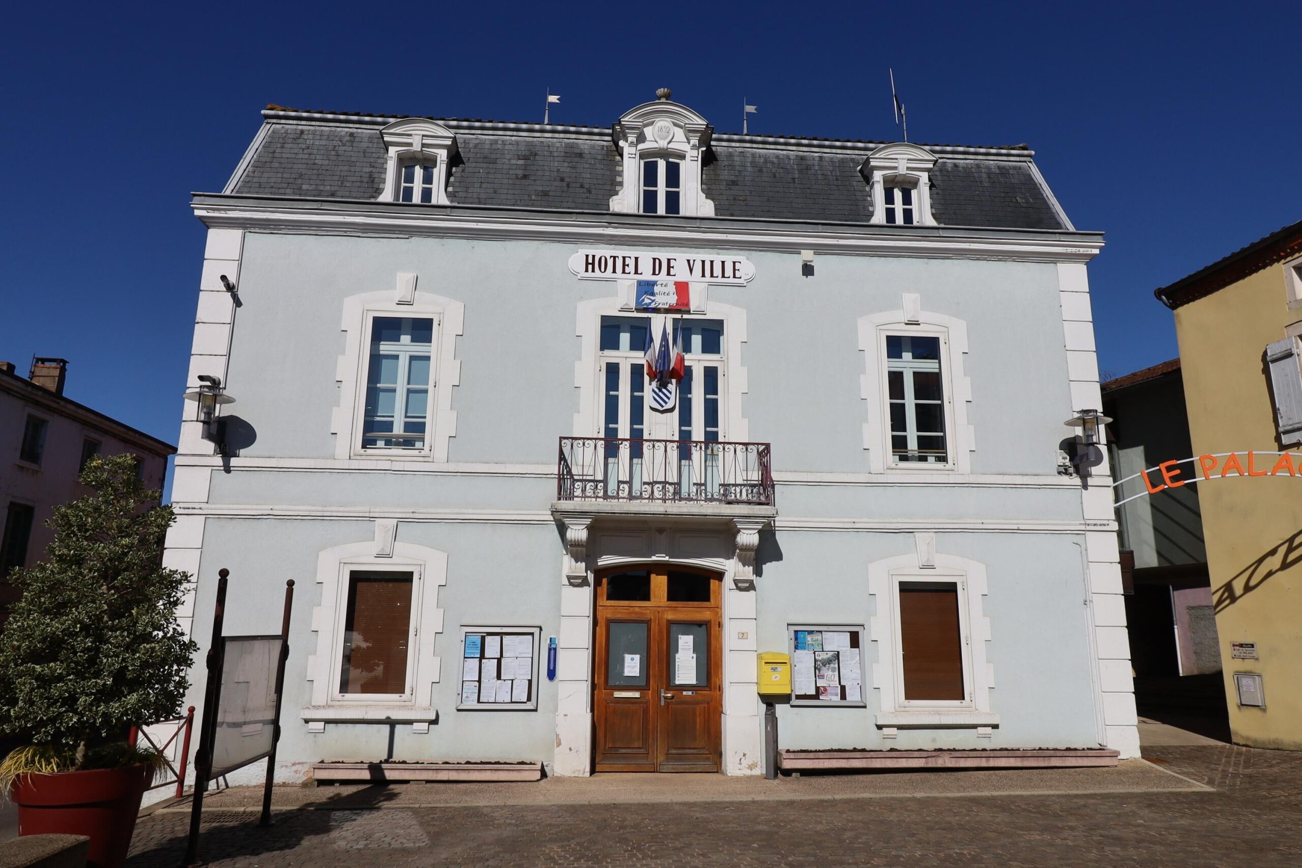 Pension reform, France, Capitalization, Retirement system, Macron, Trade unions, Employers