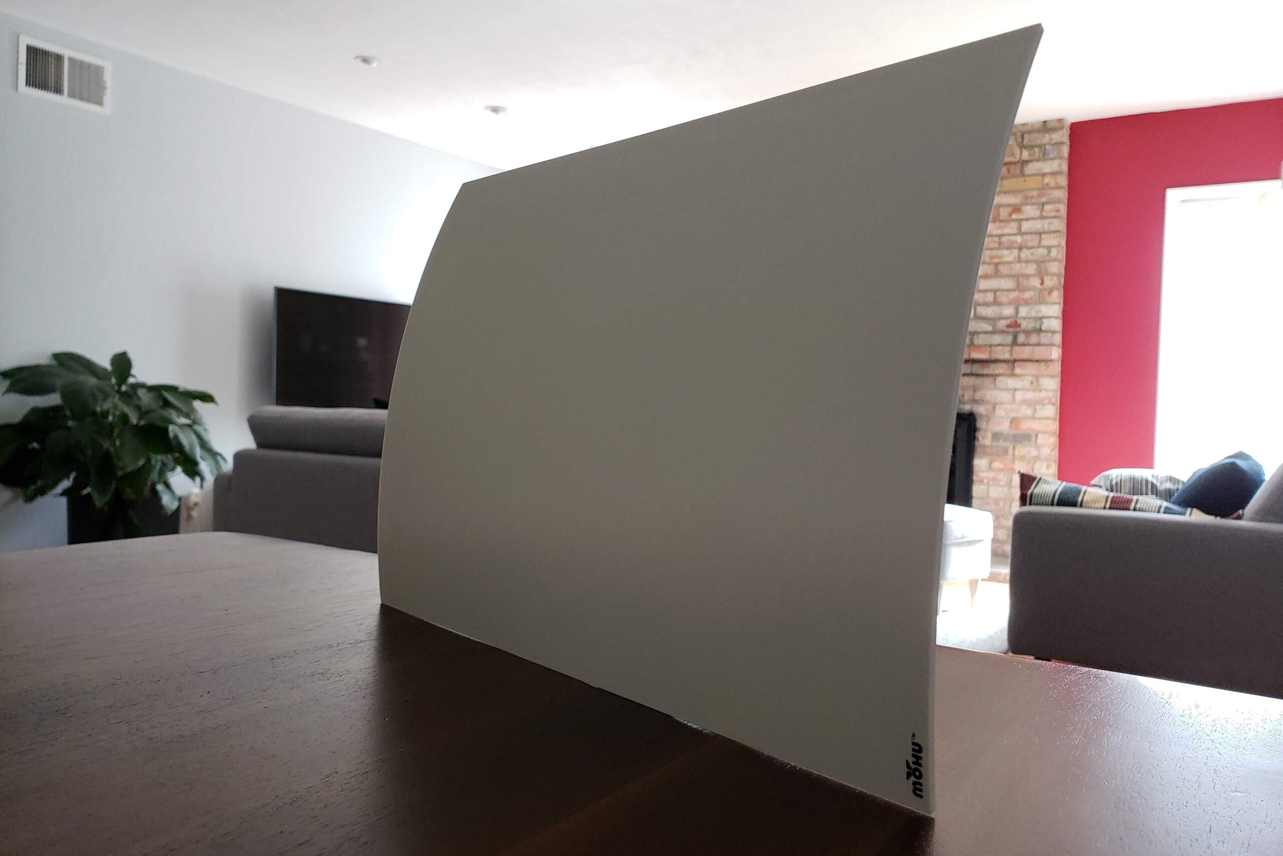 Mohu Curve 50, Indoor TV Antenna, Best Indoor TV Antenna, Winegard FlatWave Amped, Over-the-air TV Antennas, Cord Cutters, TV Reception, Suburban TV Reception, Weak Signal TV Reception, Strong Signal TV Reception, Medium Signal TV Reception, TV Antenna Amplifier, USB TV Antenna Amplifier, Coaxial Cable, TV Antenna Installation