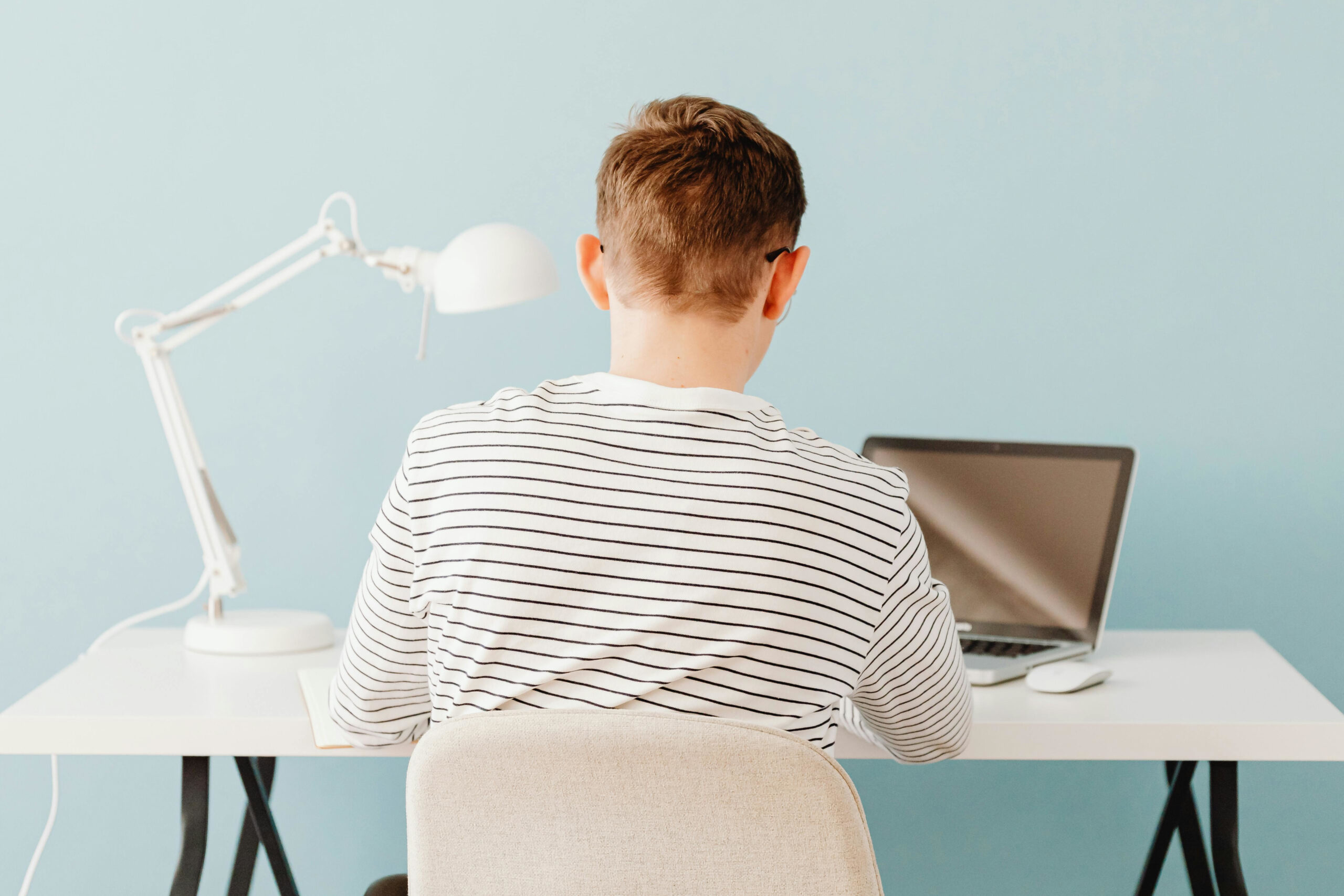 standing desk, posture, back pain, ergonomics, monitor arm, keyboard tray, posture corrector, SitApp