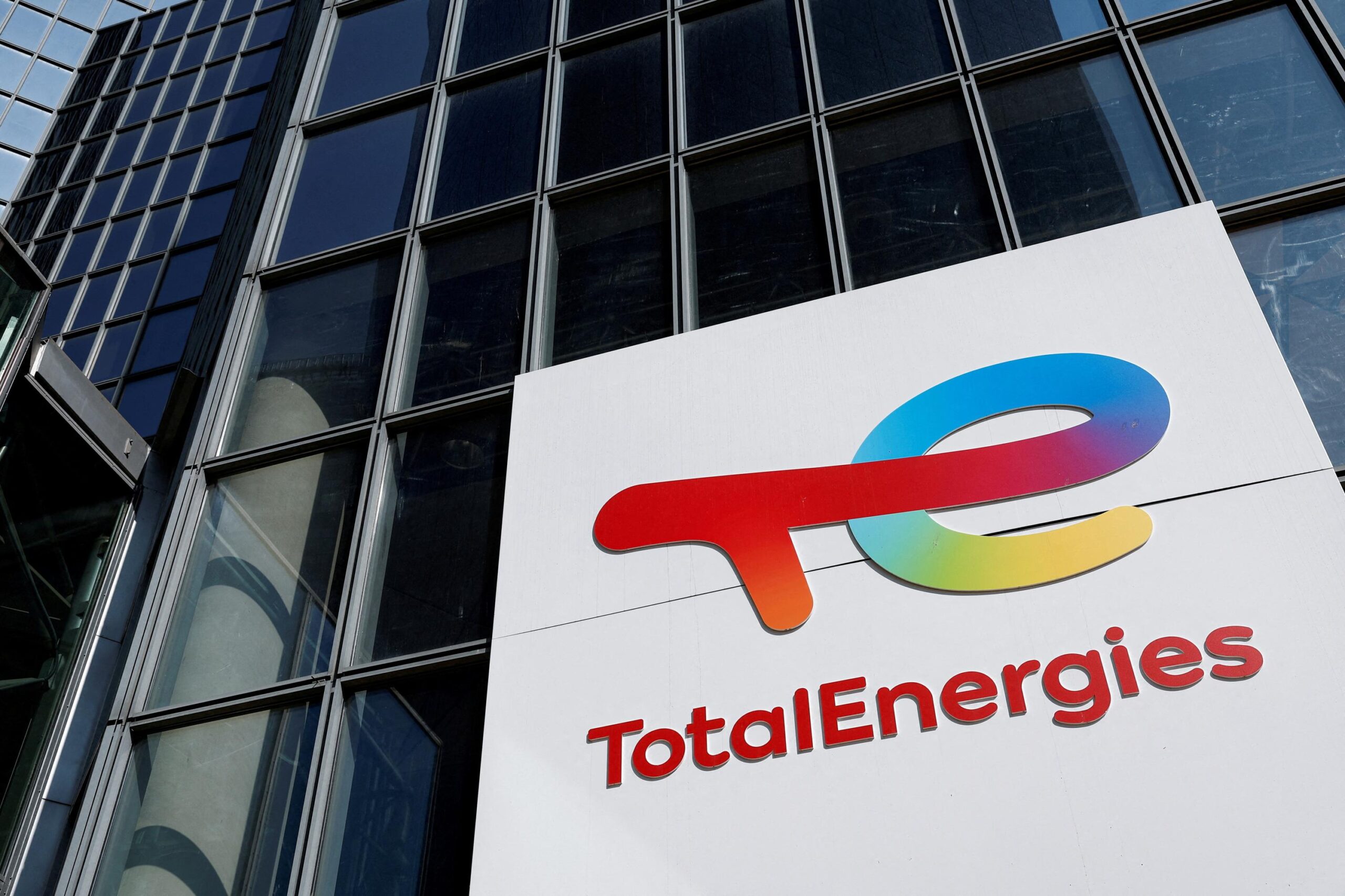 TotalEnergies, Lawsuit, Climate change, Fossil fuels, Negligence, Environmental harm
