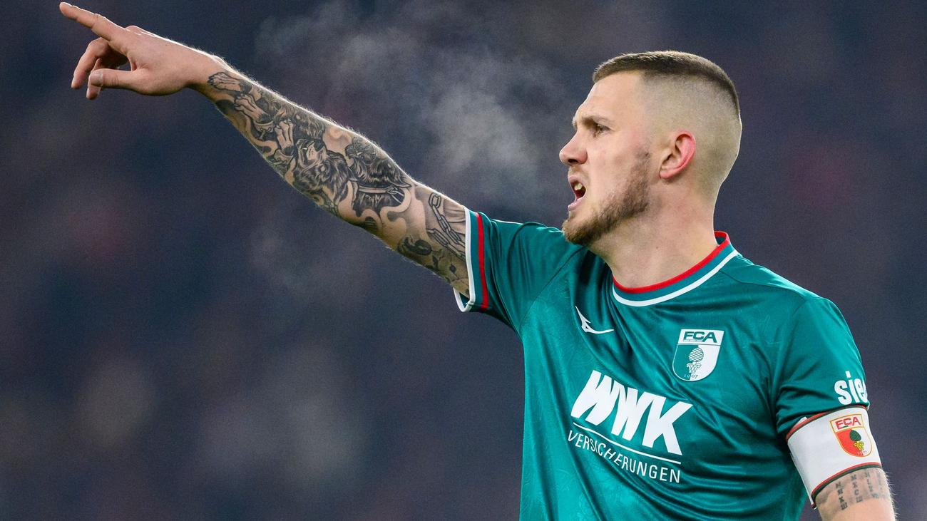 Jeffrey Gouweleeuw, FC Augsburg, contract extension, Bundesliga, Netherlands, Abwehrchef, captain, AZ Alkmaar, Borussia Mönchengladbach, Stefan Reuter, Jess Thorup, Marinko Jurendic