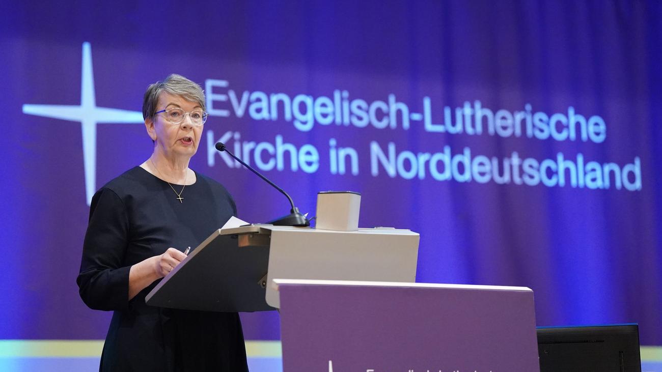 Evangelisch-Lutherische Kirche in Norddeutschland, Nordkirche, Synode, Travemünde, Landesbischöfin Kristina Kühnbaum-Schmidt, Ministerpräsident Daniel Günther, Schleswig-Holstein, Frauenquote