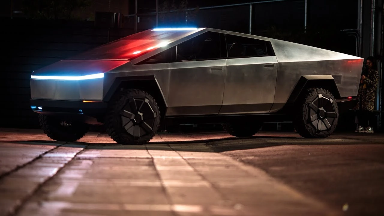 Tesla Cybertruck, Cybertruck safety, NHTSA safety rating, electric pickup safety, autonomous driving safety, pedestrian safety, Tesla ADAS