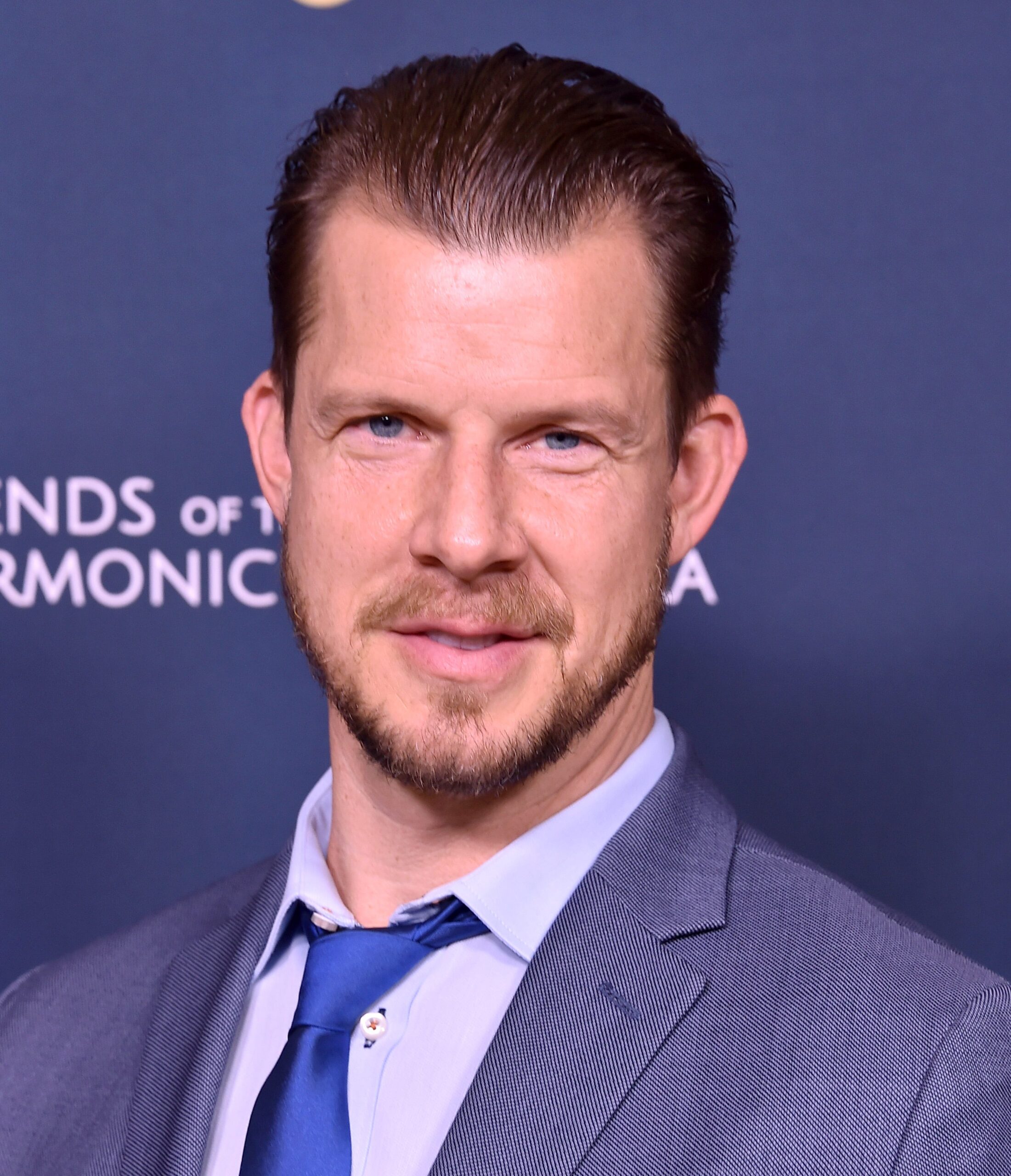 Eric Mabius, Ugly Betty, arrest, battery, resisting arrest, Nassau County Jail, misdemeanor charges, Fernandina Beach bar, alleged female victim, hair pulling, second woman arrested, belligerent, resisting without violence, awaiting trial, criminal case proceedings