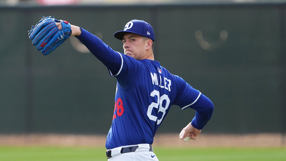 Bobby Miller, Dodgers pitcher, Chicago Cubs, line drive, 106 mph, Yoshinobu Yamamoto, Blake Snell, Kirby Yates, Roki Sasaki, World Series