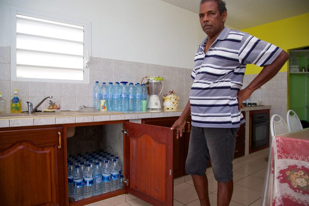Guadeloupe, water shortage, sabotage, investigation, strike, negotiations, reestablishment of water supply, regional governance