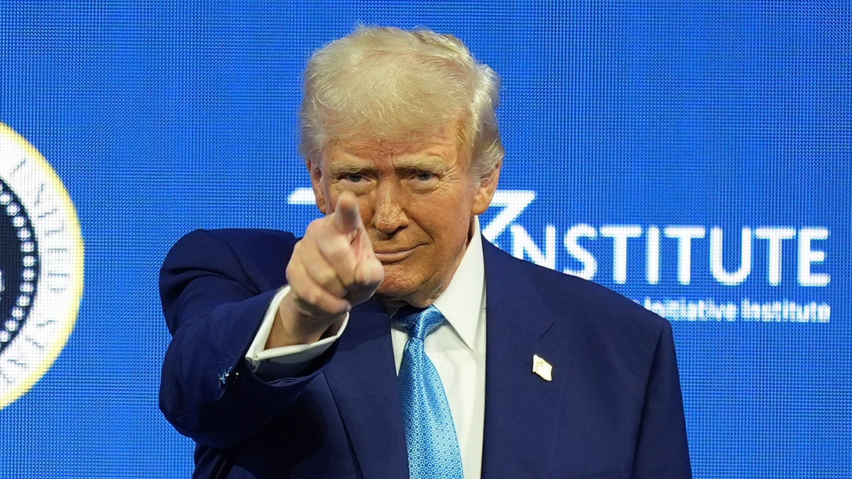 Donald Trump, U.S. men's hockey team, 4 Nations Face-Off, Canada, rematch, heated game, hockey, sports