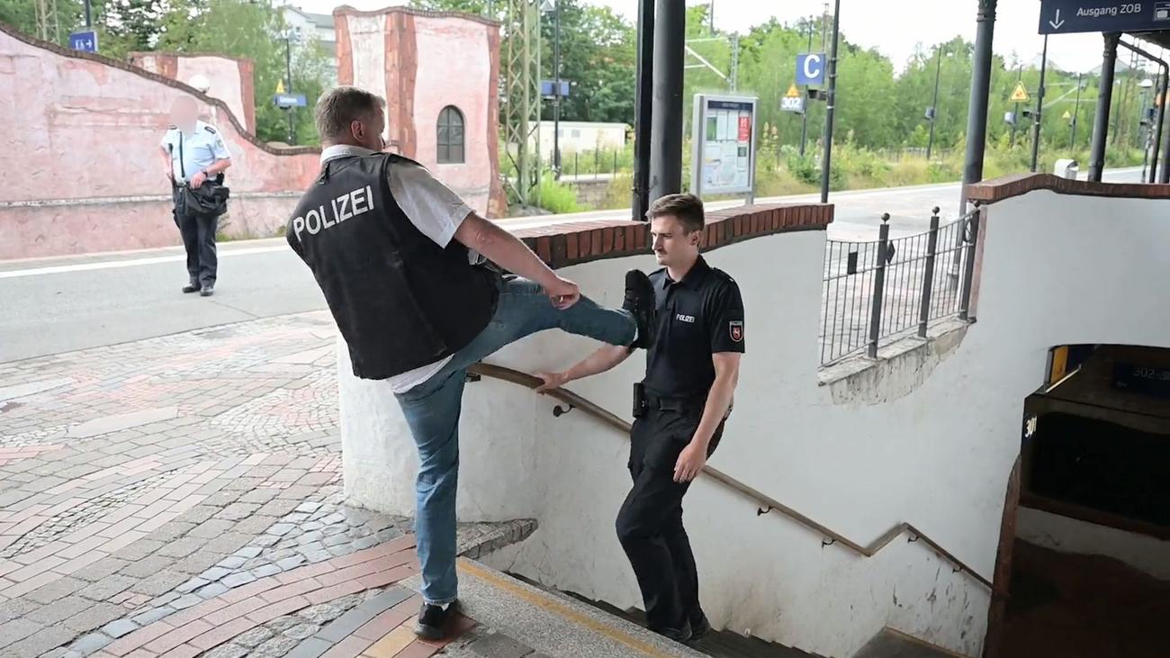 Psychiatric Confinement, Lüneburg Prosecution, Murder, THC Consumption, Asylbewerber, Familienvater Killing, Jugendkammer