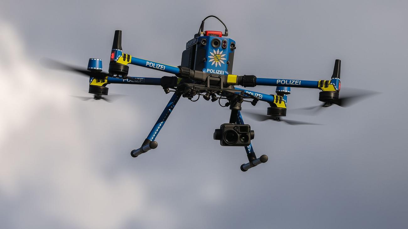 Unmanned Aerial Vehicles, Drones, Police Technology, Surveillance, Law Enforcement, Public Safety