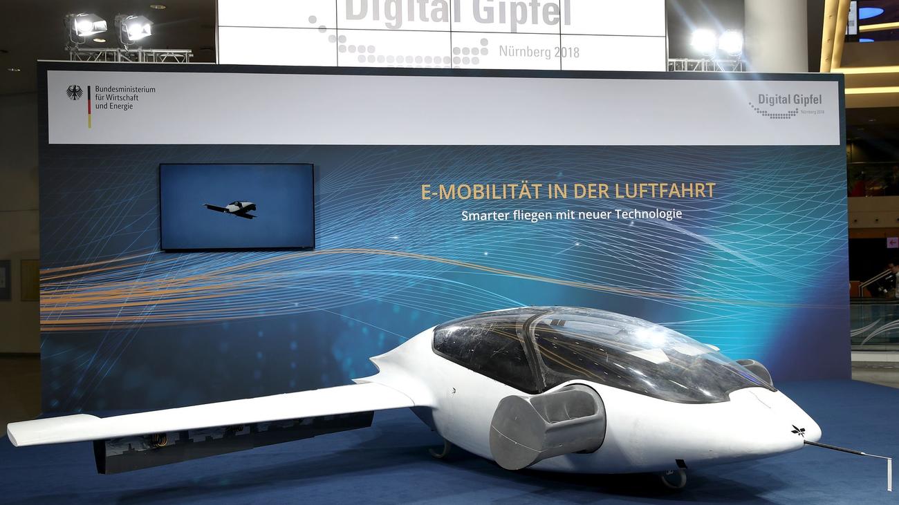 Lilium, electric aircraft, startup, insolvency, financial options, Nasdaq, MUC, air taxis, medical emergencies, CustomCells, Earlybird, GenCap, InoBat