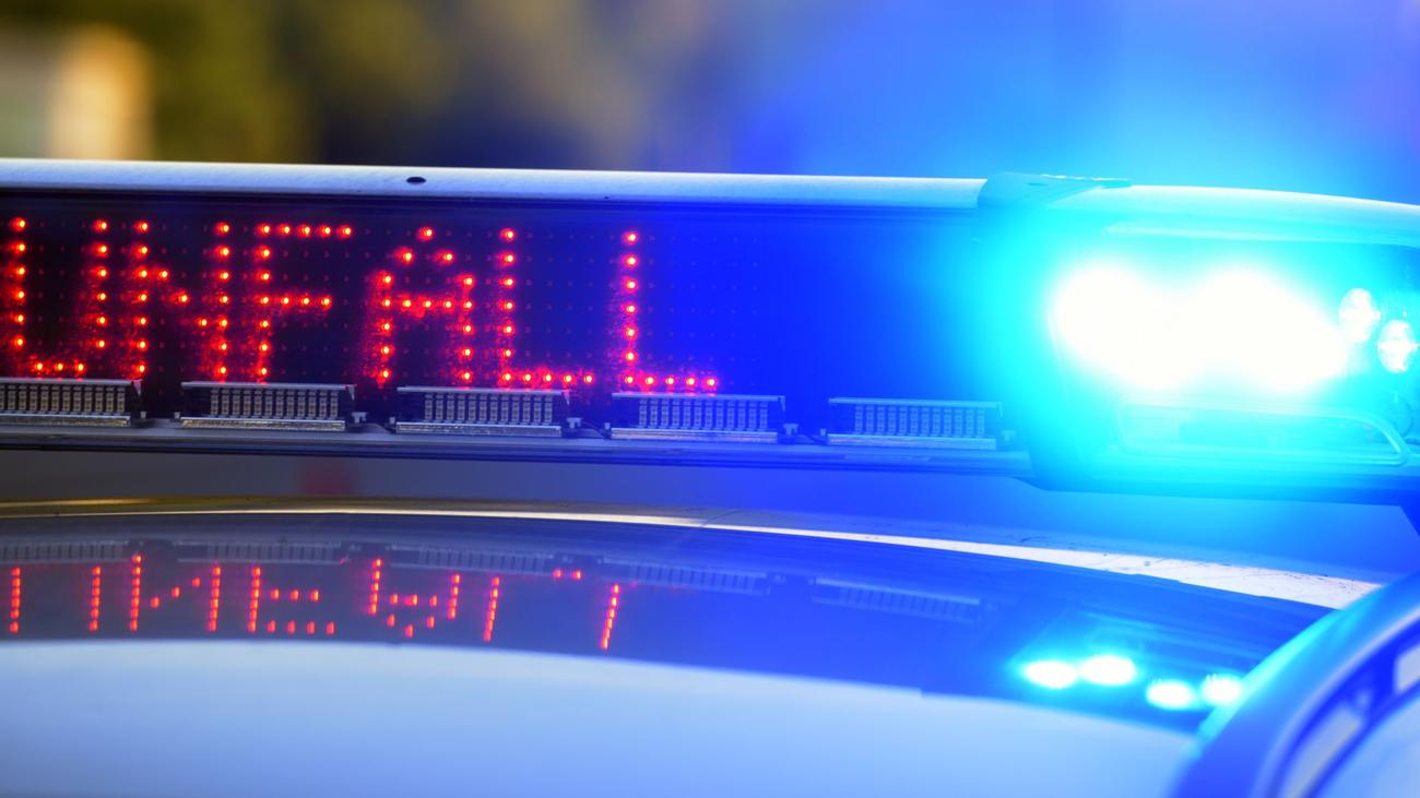 Heizöl, Gefahrgutunfall, Bundesstraße 262, Mayen-Koblenz, Lkw-Unfall, Sperrung, Heizöl-Austritt