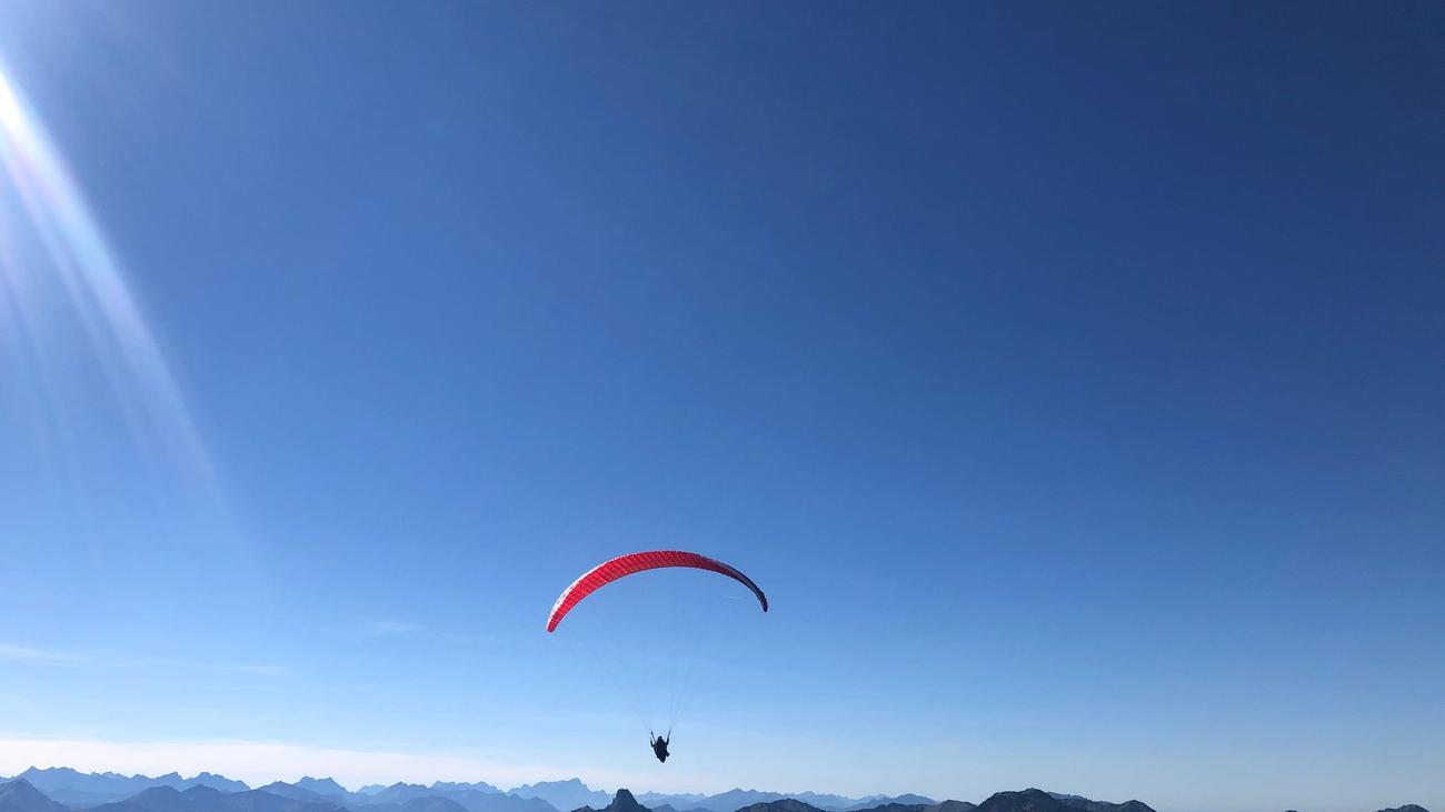 Gleitschirmabsturz, Salzburger Land, Todesopfer, Bischling West, Werfenweng, Suche, Bergrettung, Alpinpolizei, Polizeihubschrauber, vermisst, Arbeitskollegin