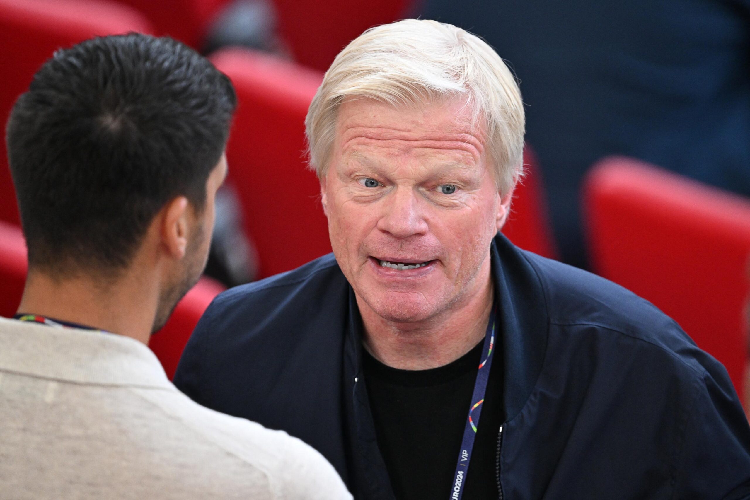 Girondins de Bordeaux, Oliver Kahn, Jacques-Henri Eyraud, Bordeaux Métropole, Grand Stade de Bordeaux, Redressement judiciaire