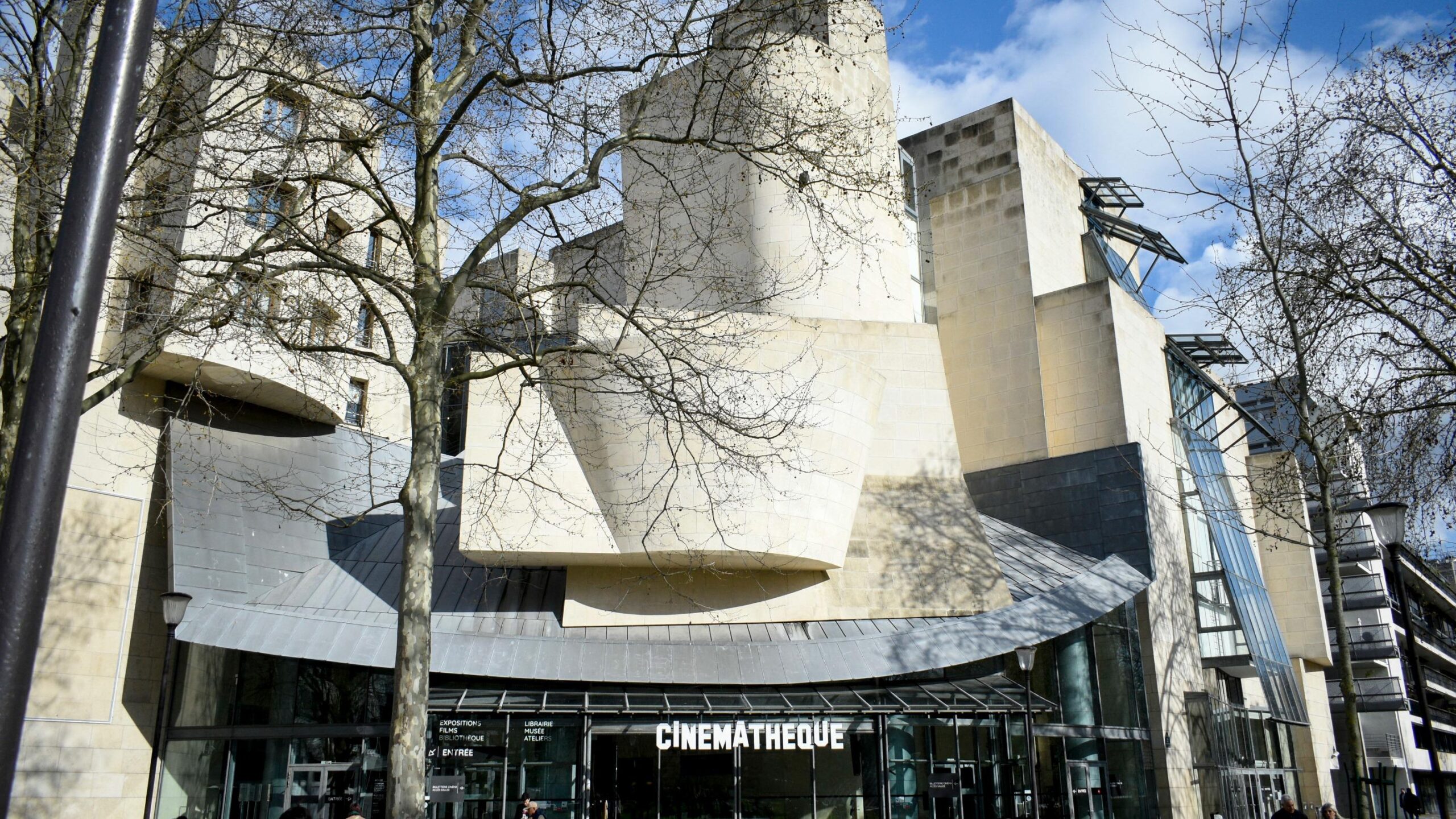 French Cinematheque, Costa-Gavras, Dernier Tango a Paris, Fous d'Irene, Film projection, Frank Gehry, Jim Carrey, Missing, Trauma, Z